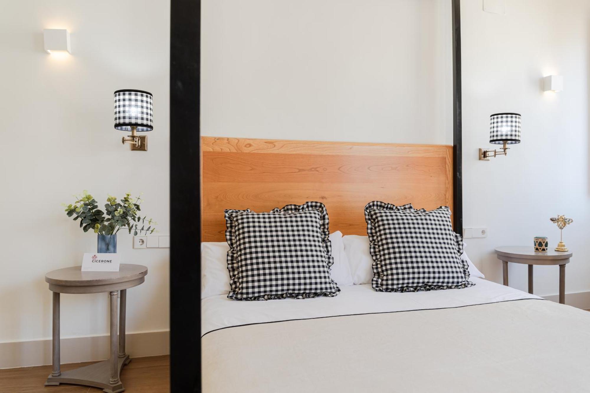 Nuea Cicerone Hotell Sevilla Exteriör bild