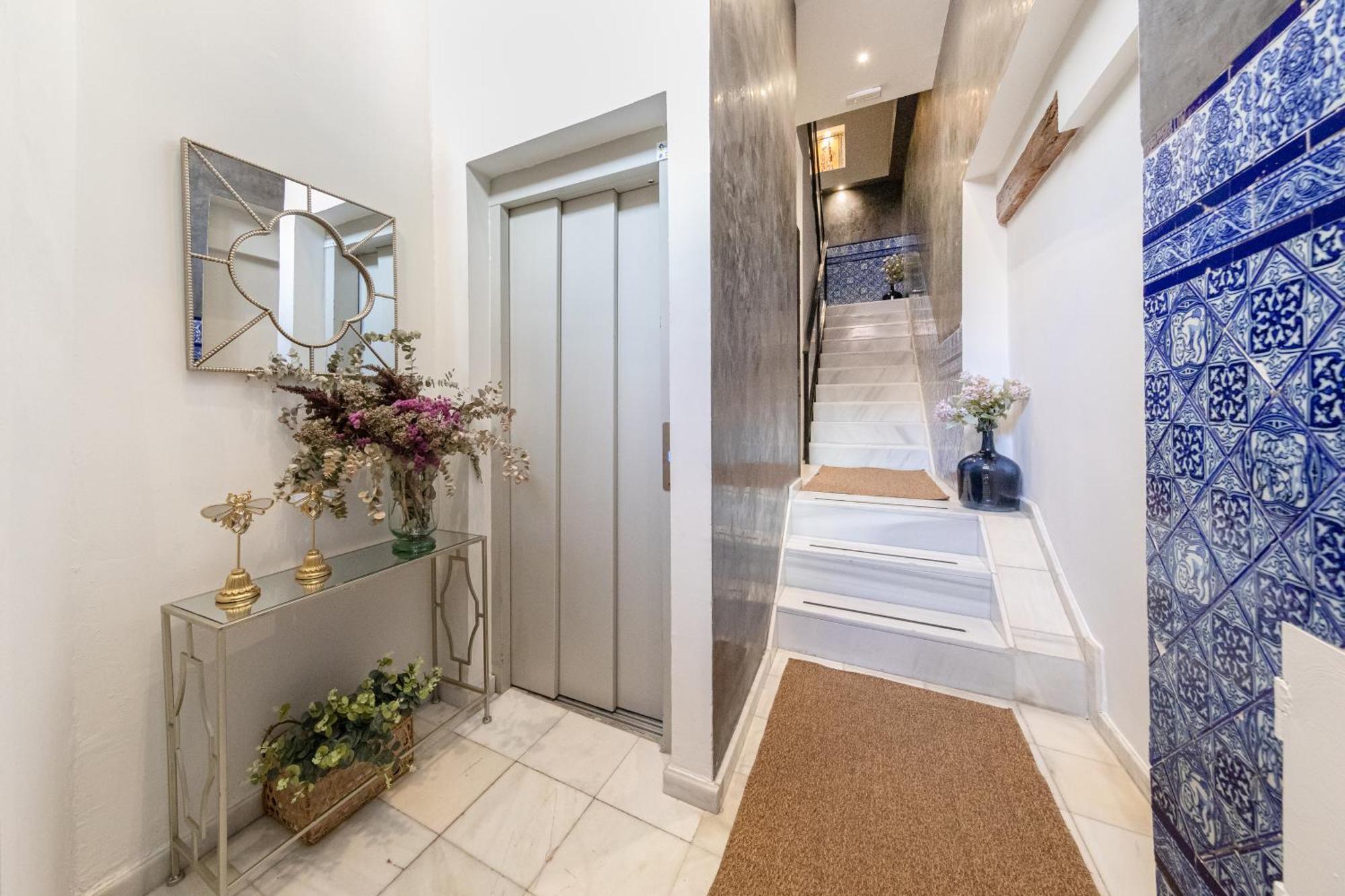 Nuea Cicerone Hotell Sevilla Exteriör bild